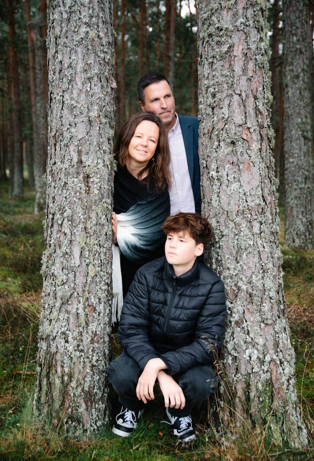 Perepilt puude vahel